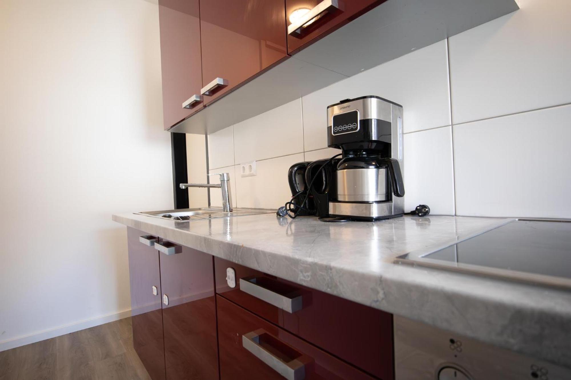 Near Schoenbrunn - Economy Rooms In Shared Apartment At Meidling Train Station Vienna Luaran gambar