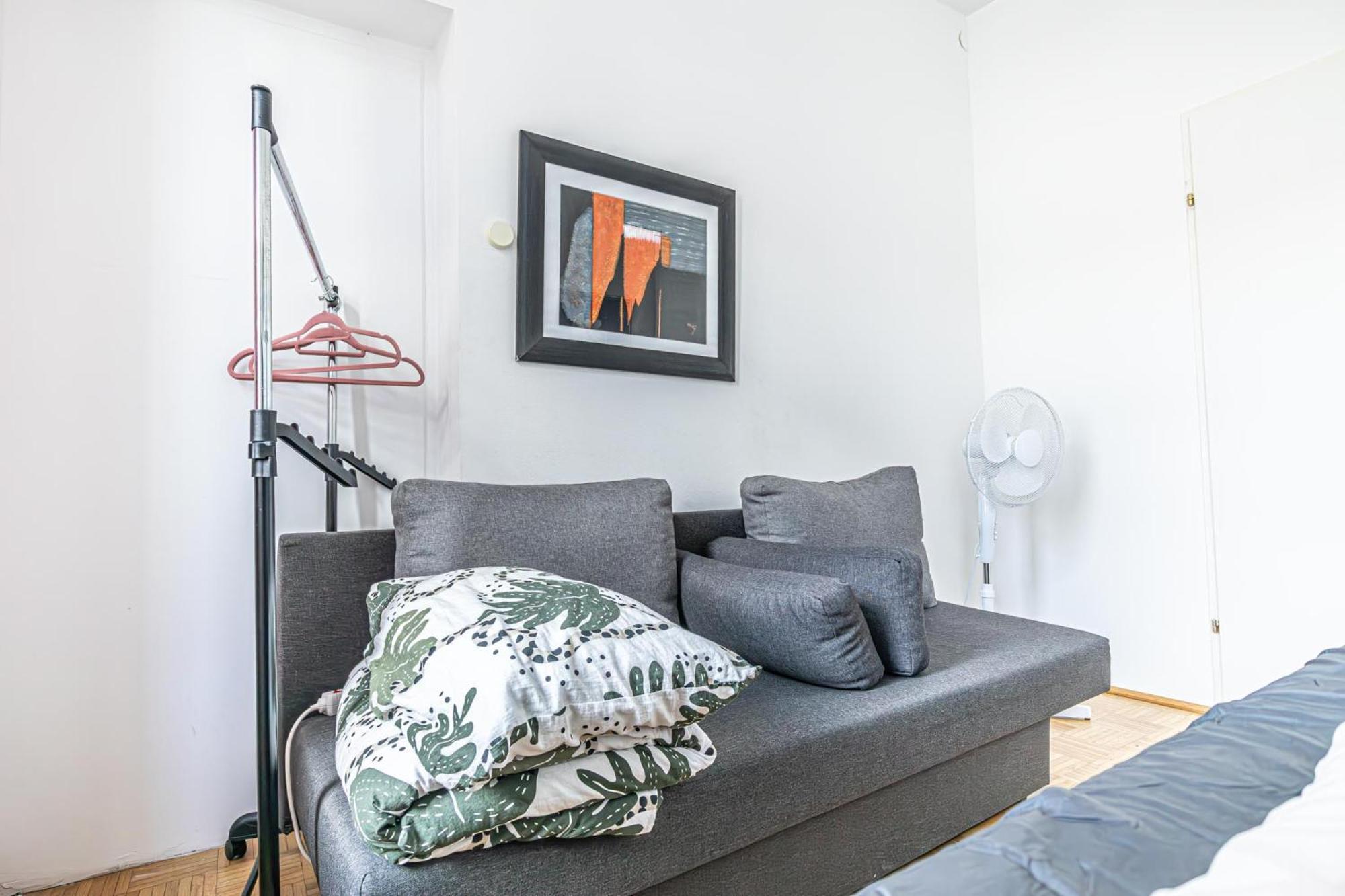Near Schoenbrunn - Economy Rooms In Shared Apartment At Meidling Train Station Vienna Luaran gambar