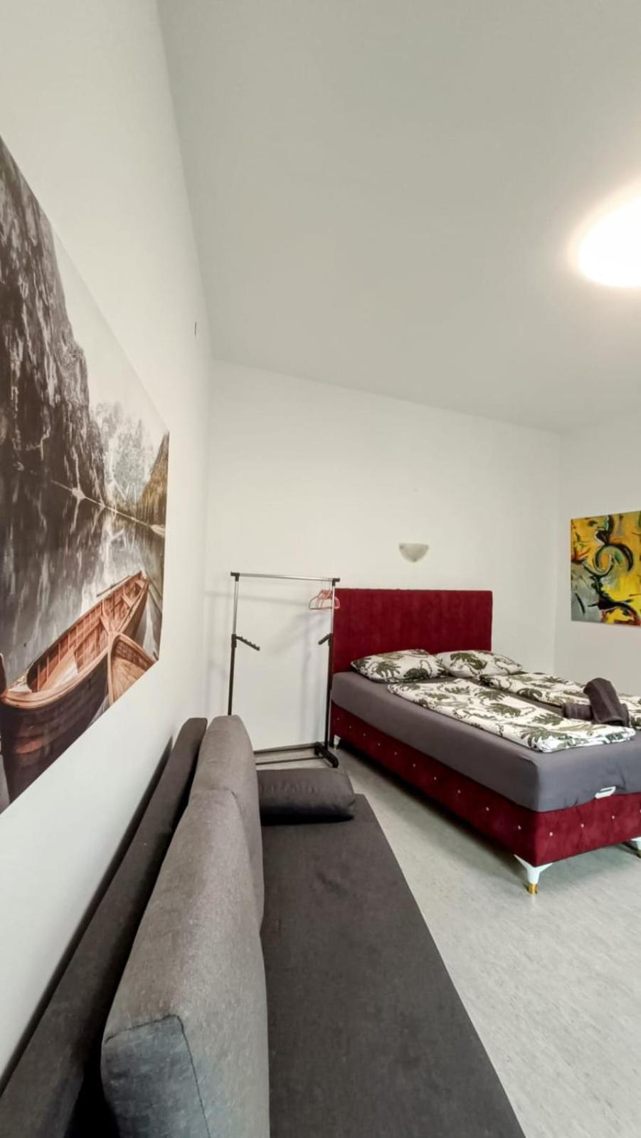 Near Schoenbrunn - Economy Rooms In Shared Apartment At Meidling Train Station Vienna Luaran gambar